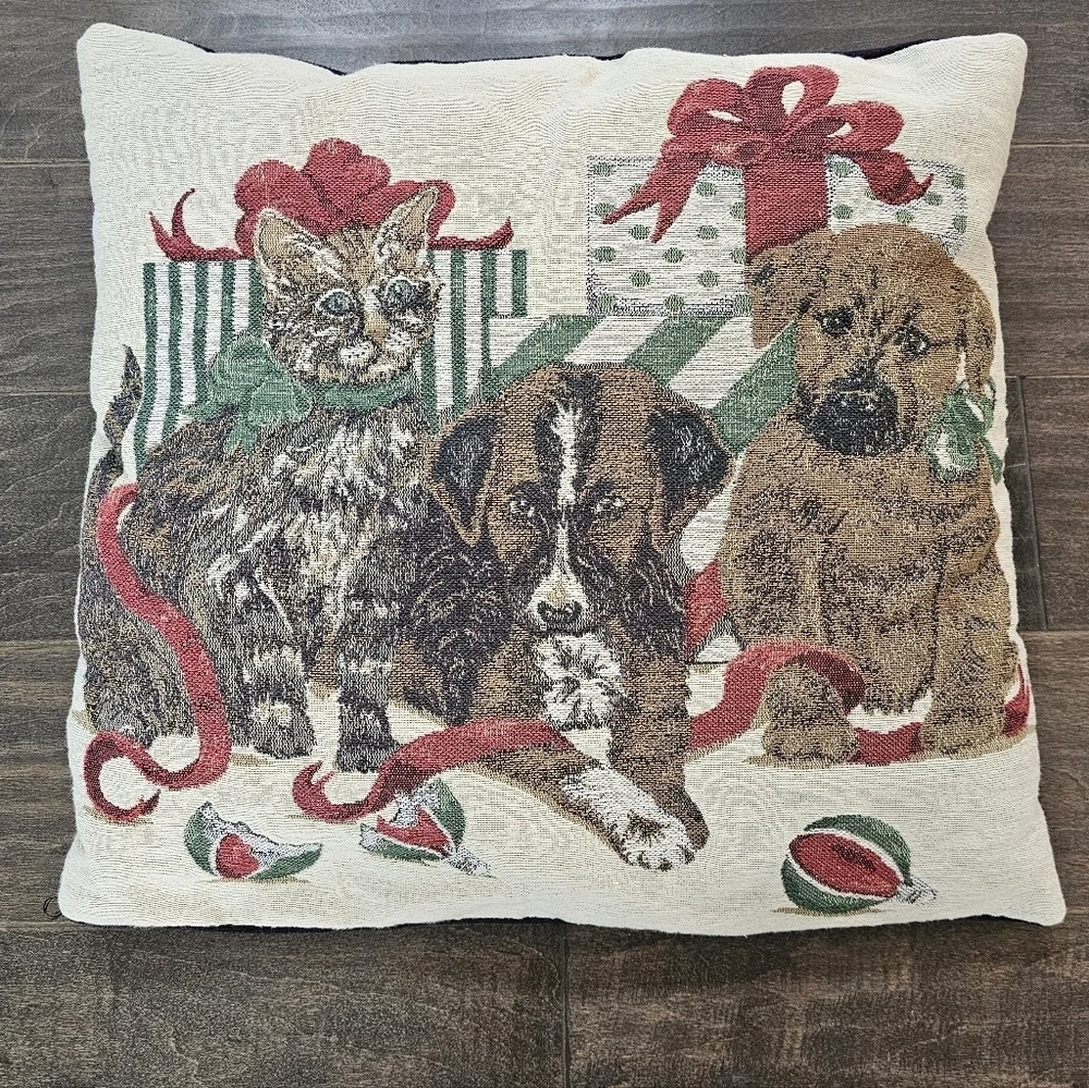 Vintage and Charming Christmas Tapestry Puppy and Kitten Pillow